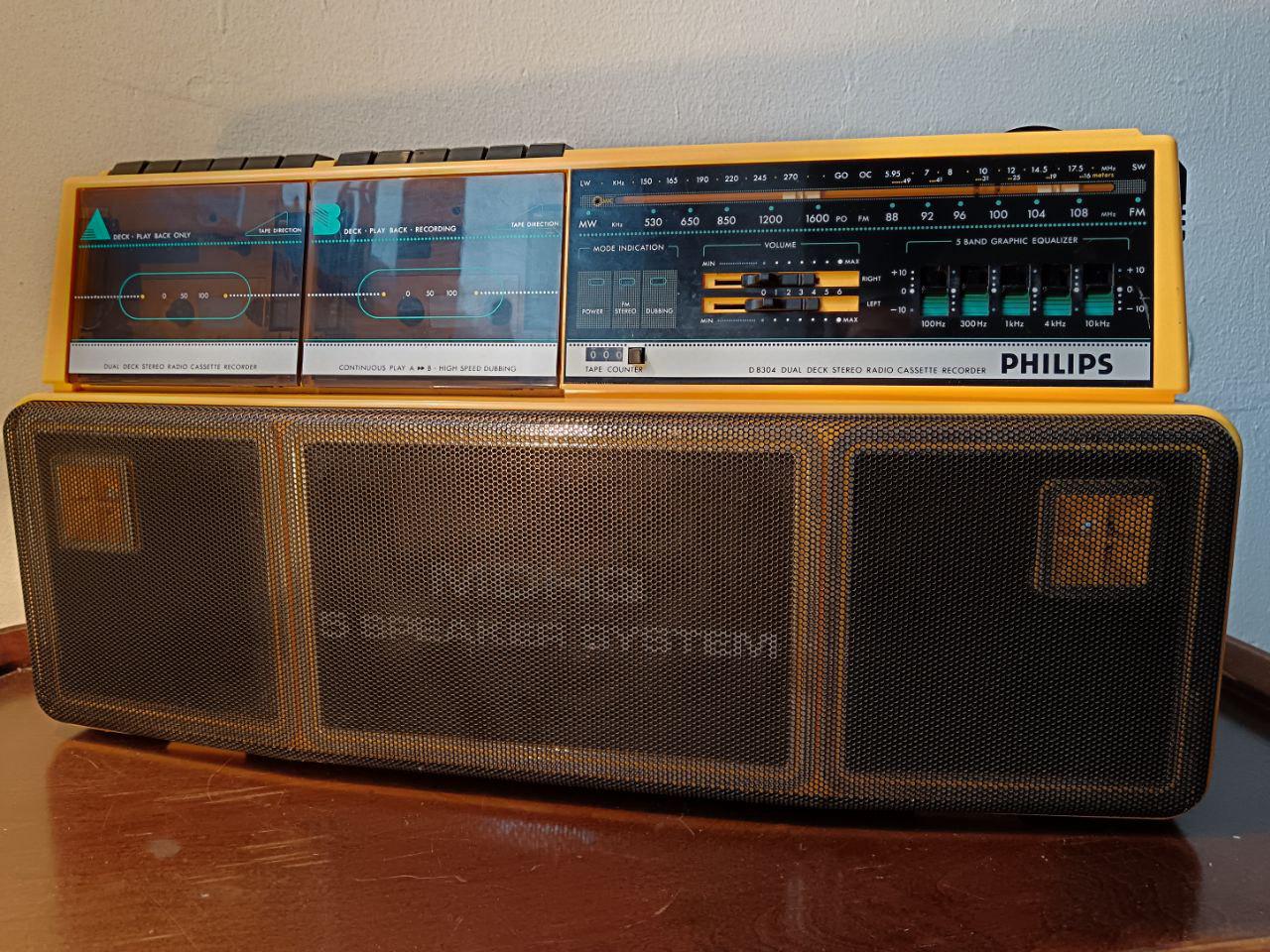 PHILIPS D8303 MDHQ 5 Speaker Cassette Dual Tape Radio Stereo