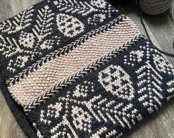Sitka Spruce Cowl