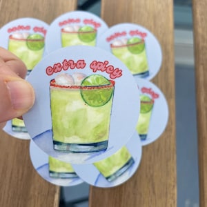 Adesivo Extra Picante Margarita - Decalque de Vinil Divertido para Coquetel, Arte Estética de Bar, Adesivo para Laptop e Garrafa de Água, Presente de Natal, 2x2”