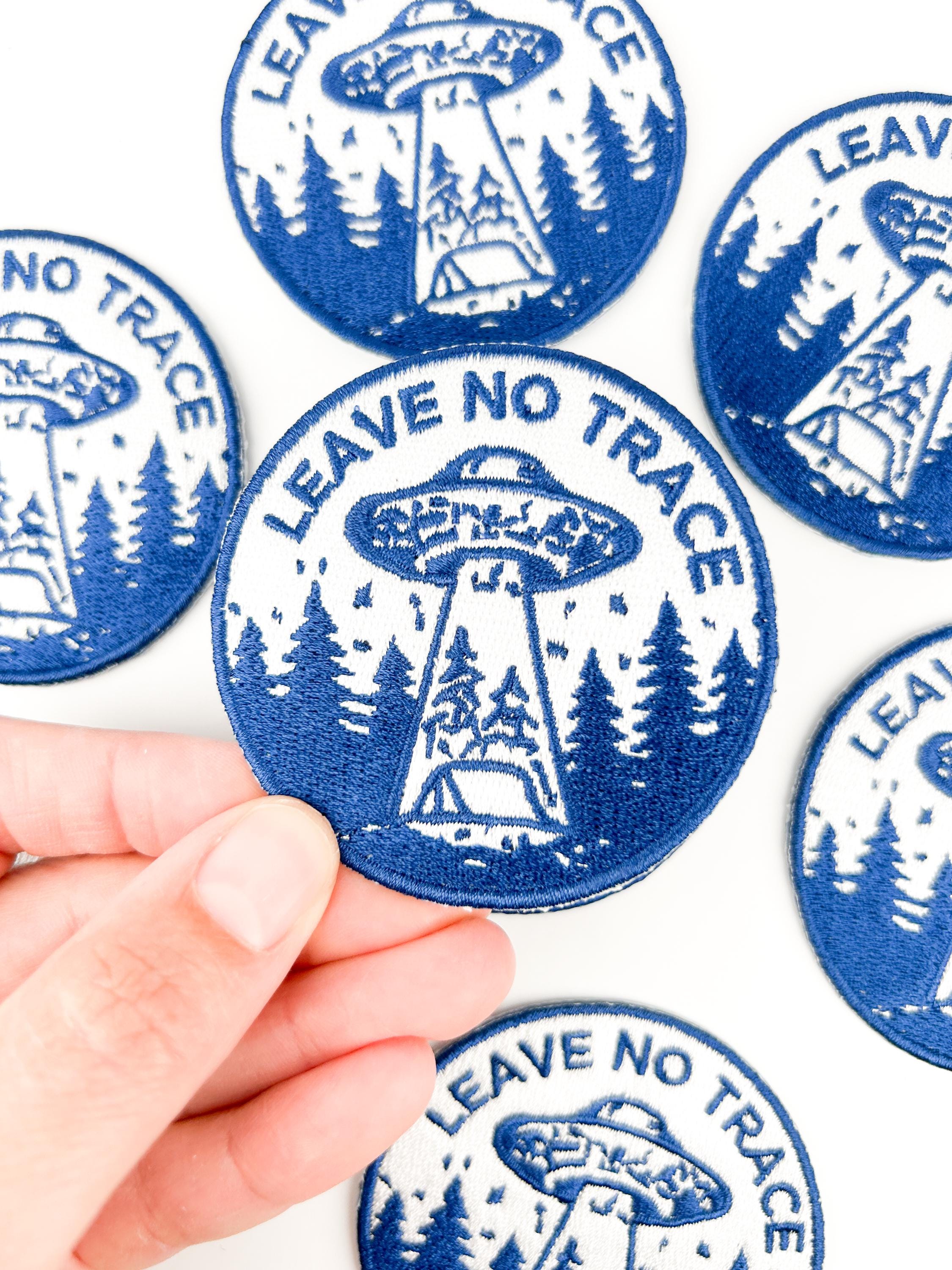 Leave No Trace UFO Patch Embroidered Camping UFO Iron-On Patch for Hat, Clothing, Backpack, Bag Patch for Outdoors, Camping Patch
