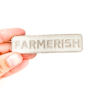 Farmerish gesticktes Bügelbild - braun - Gehöft, Rustikal, Farmleben, Landleben, Gartenarbeit, Bio, Blumen, Traktor, Natürlich