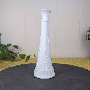 Vintage Anchor Hocking Stars and Bars Milk Glass Bud Vase