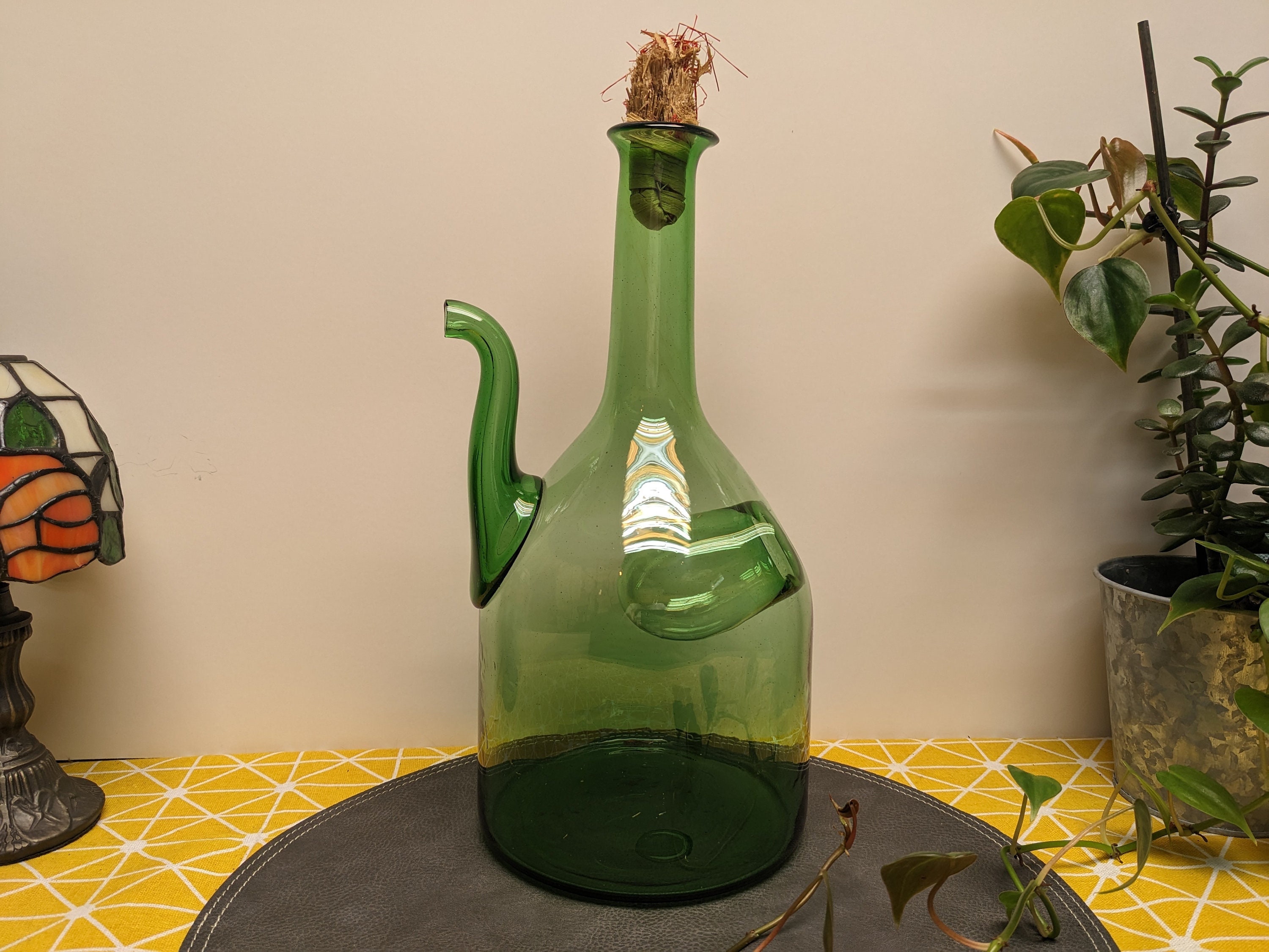 STYLISH 20thC ITALIAN GREEN GLASS DRINKING SET BY GUCCI — Pushkin Antiques