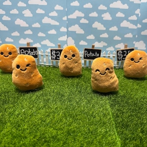 Mini jouet pour chat avec herbe à chat et pommes de terre
