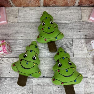 Mini jouet pour chat avec herbe à chat et sapin de Noël pour les fêtes de Noël