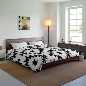 Western Comforter Gift Black White Southwest Bedding Blanket Minimalist Modern Home Decor Cowgirl Aesthetic Decor Cowboy Bedroom Decor Aztec