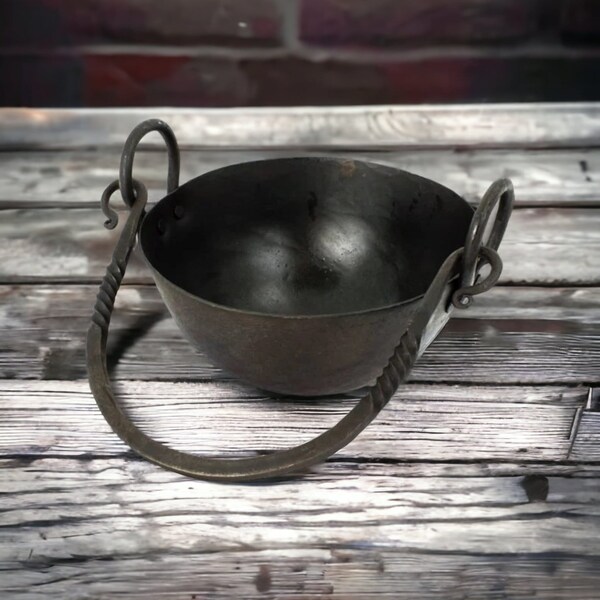 Medieval cauldron, viking cooking pot