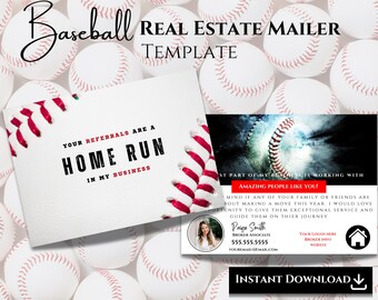 Op de afbeelding: Een baseball-thema real estate mailer template met een rood en wit baseball naadontwerp. De tekst luidt "Uw verwijzingen zijn een homerun in mijn bedrijf". De mailer bevat een contactkaart met een foto van een vrouw, haar naam, titel, telefoonnummer, e-mailadres en een plek voor een logo. De tekst "Direct downloaden" staat onderaan de mailer.