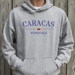 Custom Venezuela shirt, Personalized Venezuela sweatshirt, t shirt venezuela, venezuelan gifts, venezuela libre, venezuela tshirt immagine 5