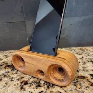 Oak Passive Phone Speaker | Eco-Friendly Sound Amplifier | No Batteries Required