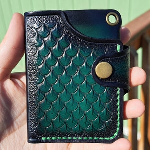 Cartera de piel de dragón, cartera personalizada, cartera resistente, cartera minimalista delgada, regalo unisex, regalo de cumpleaños, cartera de escamas de dragón, hecha a mano