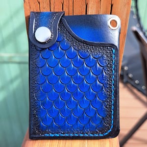 Cartera de piel con forma de dragón, cartera unisex, cartera delgada EDC, regalo de aniversario, cartera resistente, cartera con escamas de dragón, cartera minimalista, cartera azul