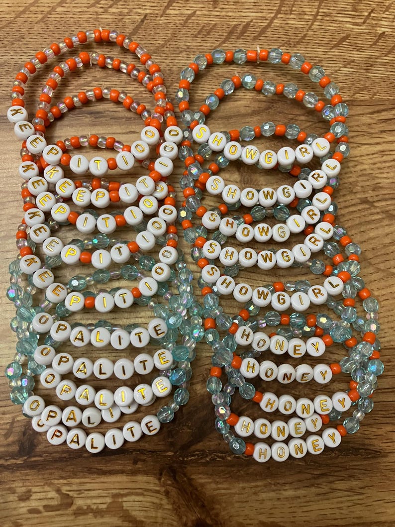 CUSTOM Friendship Bracelets (The Life of a Showgirl, End of Year Student Gift, Taylor Swift, School Spirit, Party Favors, + More) immagine 1