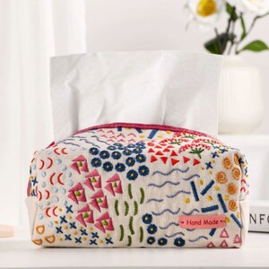 Kit da ricamo in scatola di carta - Kit artigianale fai-da-te con tutti i materiali e tutorial per principianti - Regalo fatto a mano - Decorazioni per la casa