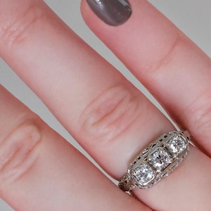 1910&#39;s Era Antique Art Deco Three Stone Filigree Engagement Ring Edwardian Old Mine Cut Art Deco Ring Vintage-style Ring Cocktail Party Ring