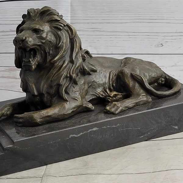 African Lion Wildlife Bronze Statue Sculpture Figure