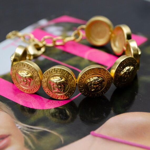 Gianni Versace Vintage Logo Medusa Belt Gold Metal Accessory Rank AB