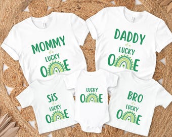 St. Patricks Day Regenbogen 1. Geburtstag Shirt, Saint Patricks Erster Geburtstag Familie Passende T-Shirts, Lucky Irish Birthday T-Shirt, Mama und Ich
