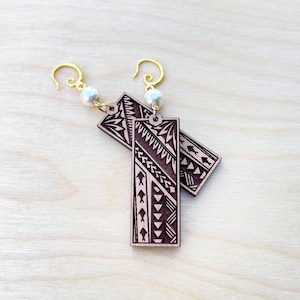 Hibiscus Flower Polynesian Tribal patterns Wood Earring (Medium) with optional Pearl