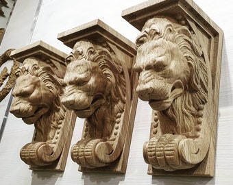 Classic Wood Corbel Lion Head