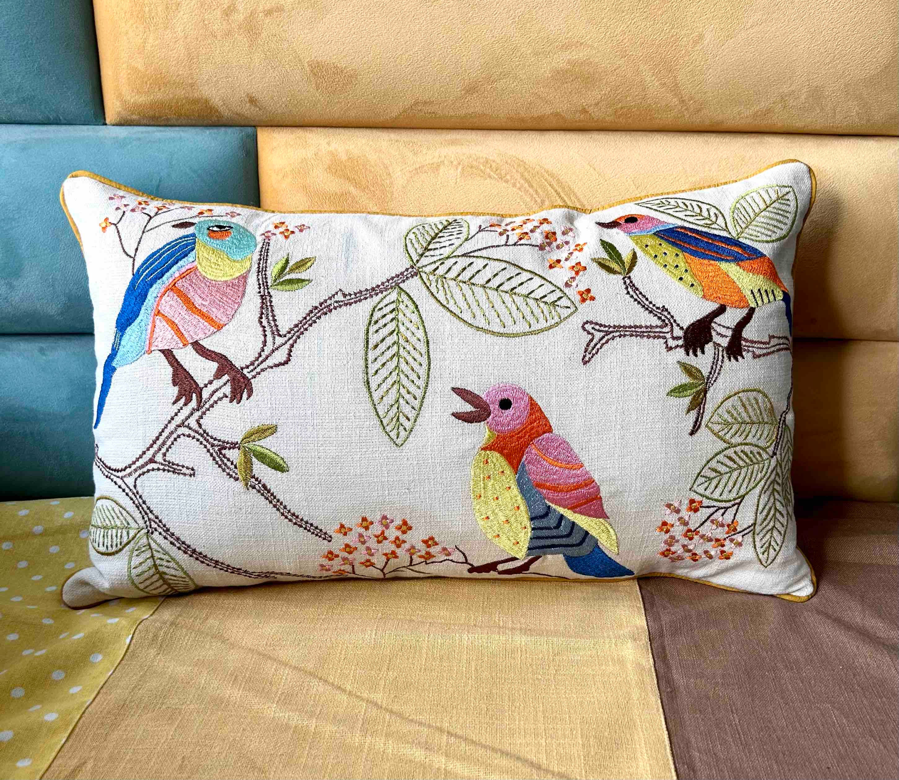 12x20 Lumbar Pillow Decorative Throw Pillows,Small Throw Pillows for  Couch,Hand-Painted Outdoor Birds Pillowcases,Spring Summer Pillows  Decorative