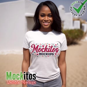 Camiseta feminina Gildan 64000 Softstyle branca, modelo de camiseta