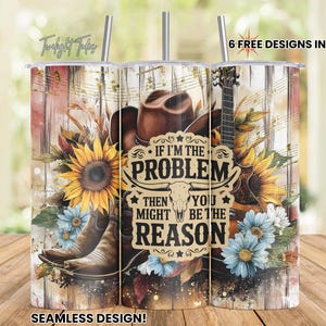 Op de afbeelding: Set van drie roestvrijstalen bekers met een country western design. Het ontwerp bevat een cowboyhoed, gitaar, zonnebloemen, laarzen en de tekst "If I'm the problem then you might be the reason". De bekers hebben een naadloos ontwerp.