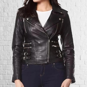 Women&#39;s Lambskin Leather Biker Jacket: Black Stylish Collared Coat