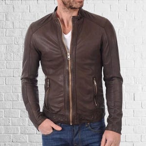 Blouson motard pour homme en cuir d&#39;agneau marron : coupe slim style motard