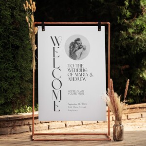 Wedding Welcome Sign With Photo, Minimalist Welcome Sign, Modern Large Wedding Sign, Canva Template, 4 sizes, Instant Download, BW011