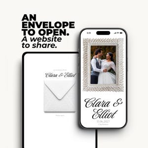 Op de afbeelding: Een smartphone en een tablet tonen een digitale trouwuitnodiging. Het scherm toont de tekst AN ENVELOPE TO OPEN. A website to share., een envelopicoon en een foto van een koppel in een textuurrijk kader met de namen Clara & Elliot.