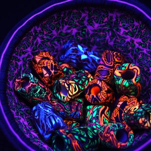 Imoris UV BOX Dreadlock beads fluorescent dread jewelry set hippie beads UV active jewelry dreadlock beads set jewelry rasta beads