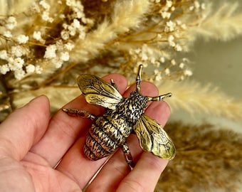 Messing Biene Figur - Detailliertes gealtertes Messing Insekt Ornament - Natur inspirierte Wohnkultur