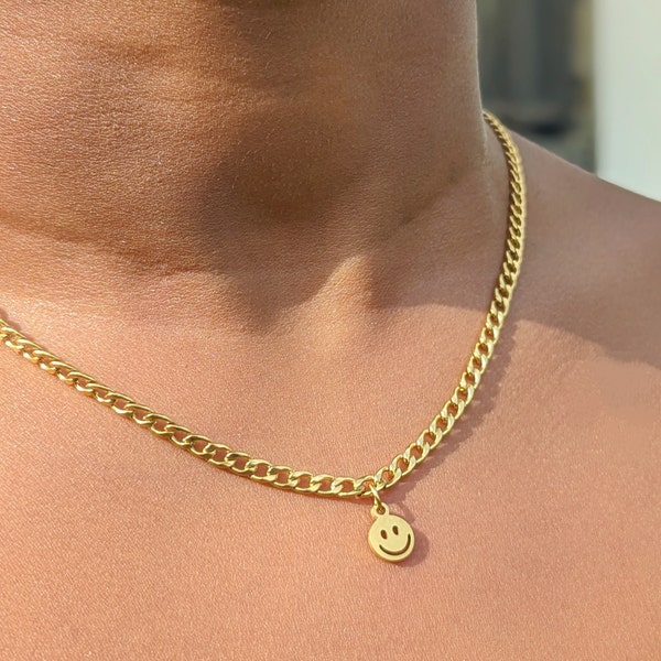 Smiley Face Necklace, 90s Chunky Chain Necklace, Happy Face Chain, Gold Necklace, Emoji Smile Necklace, Silver Smile Necklace, Smiley Gift