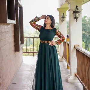 Pakistani dresses top for mehndi function