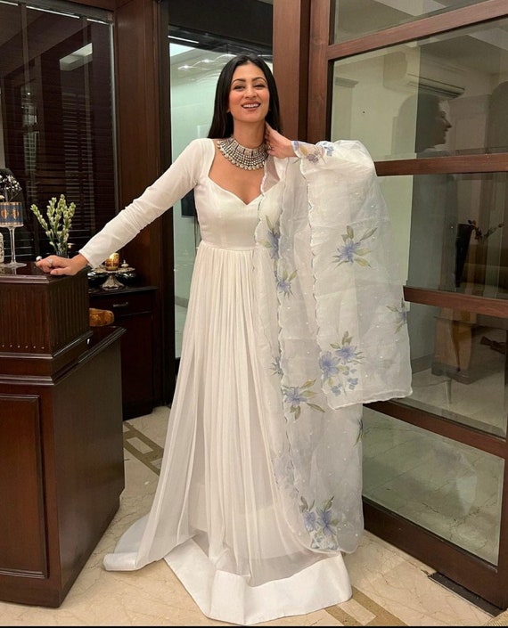 Elegant indian dresses 2025