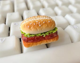 Brinquedo fofo de comida: Hambúrguer de frango com alface, teclas personalizadas colecionáveis, feitas à mão, exclusivas, com tema de animação.