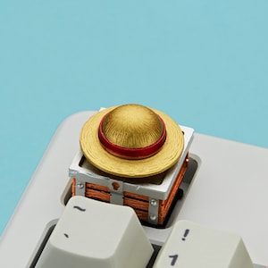 Rotating Genuine One Piece 3D Keycap Luffy Aluminum Alloy Medal Mechanical Rotate Hat on Keyboard 1Pcs
