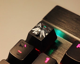 The Witcher Geralt of Rivia Wolf Head Symbol Custom Keycap High Quality Handmade Unique Animation Personalize Mechanical Keycaps Collectible