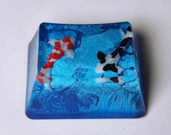 Tecla Ctrl personalizada de 1.25u con diseño de estanque de peces koi de la antigua China. Hecha a mano, de alta calidad, con animación única. Teclas mecánicas coleccionables personalizadas.