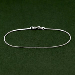Classic Box Chain Bracelet, Sterling Silver Jewellery, Simple Bracelet, Women&#39;s Gift, Silver Chain, 0.9mm Chain