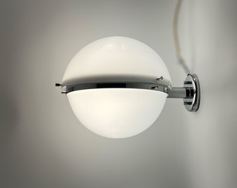 Space Age Iconic Model 5005 iGuzzini - Atomic Era Wall Light Harveiluce - 1970s Acrylic Light Made in Italy