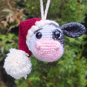 Christmas cow bauble crochet pattern