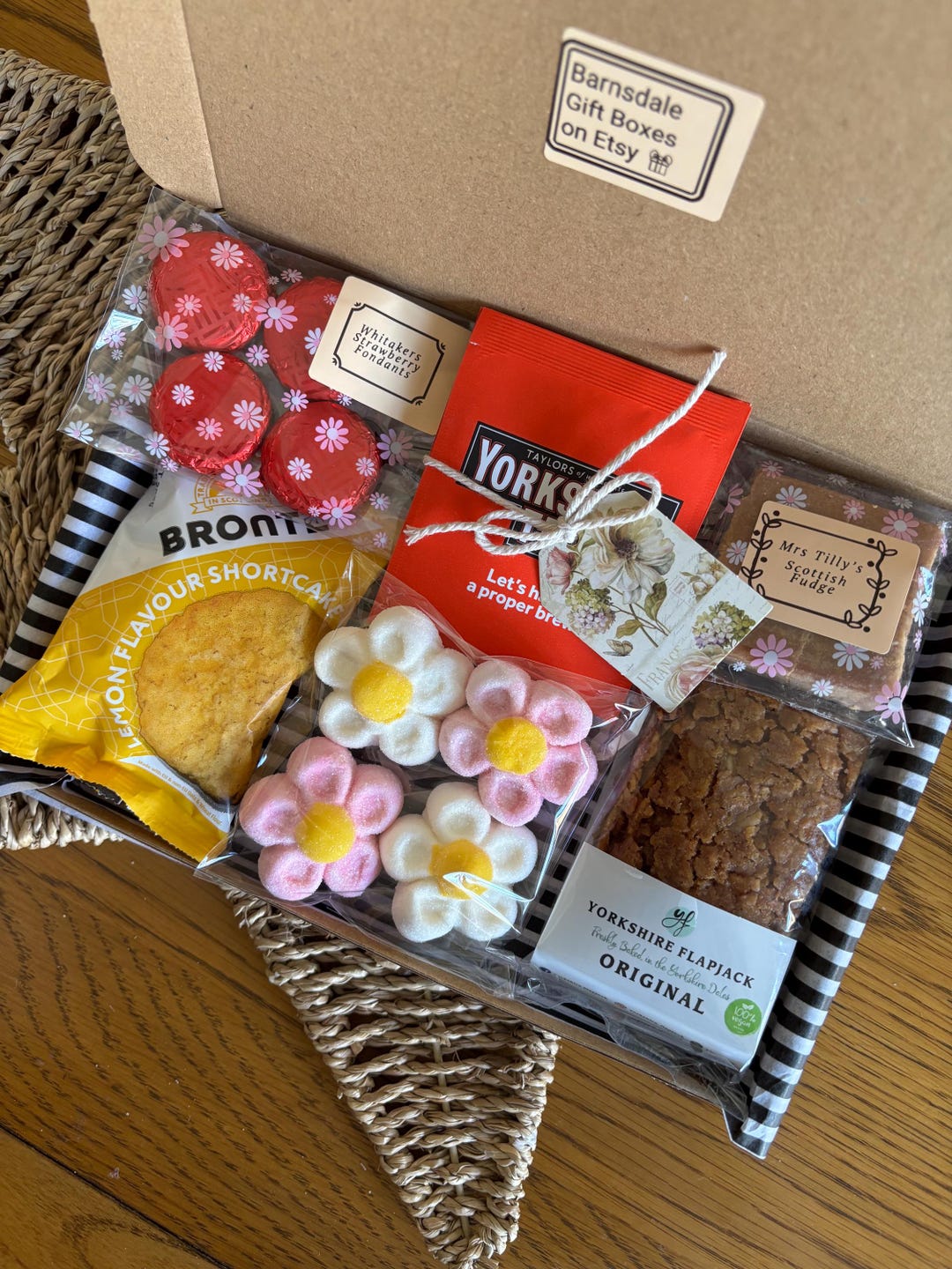 A Little Afternoon Tea Gift Hamper Box | Letterbox Gift | for Her | Get ...