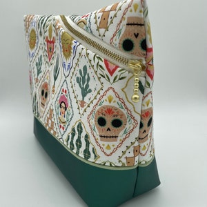 Kulturtasche Schminktasche Kosmetiktasche Baumwolle Frida Kahlo Beige/Grün Kunstleder Boden Metall Reißverschluss Bild 4