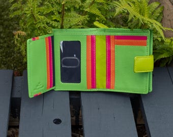 Handmade Green Leather Wallet – RFID Small Purse, Slim Card Holder