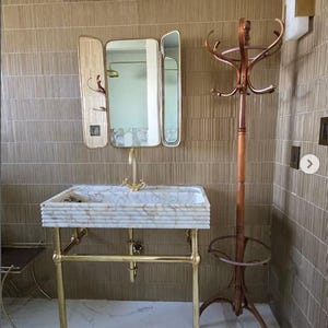 Calacatta Viola Marble Sink: Wall Mounted Vanity Washbasin