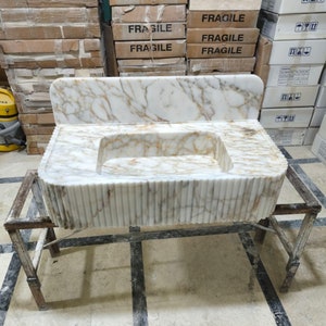Calacatta Viola Marble Sink Floating Sink with Backsplash 
Marble Sink Vanity Powder Room Sink Wall Mounted Sink