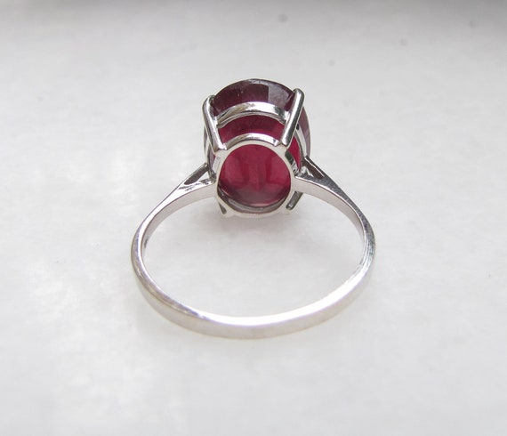 Ruby & 14ct White Gold Solitaire Ring - image 9