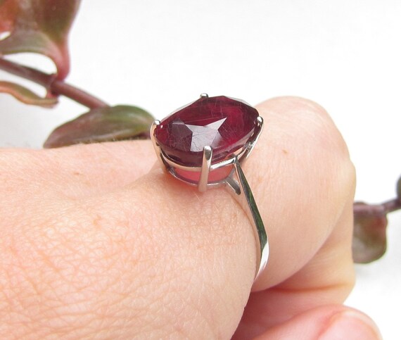 Ruby & 14ct White Gold Solitaire Ring - image 7